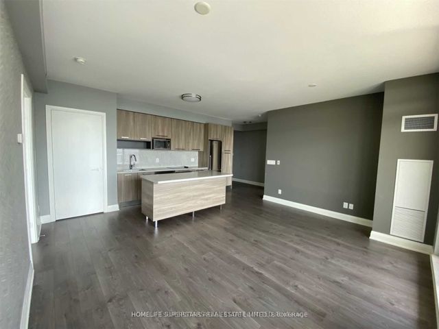 3903 - 36 Park Lawn Rd
