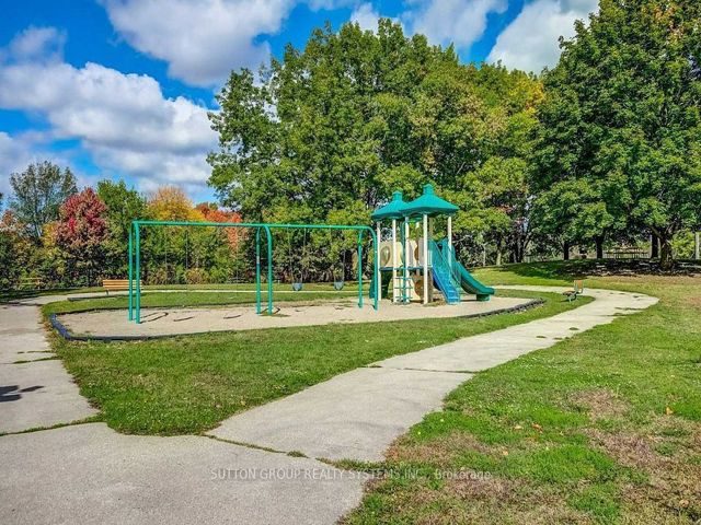 912 - 420 Mill Rd