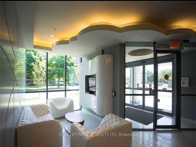 1006 - 80 Esther Lorrie Dr