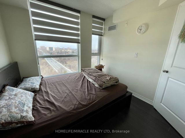 1006 - 80 Esther Lorrie Dr
