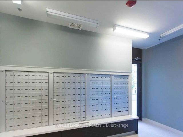 1006 - 80 Esther Lorrie Dr