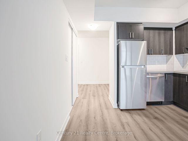 616 - 556 Marlee Ave