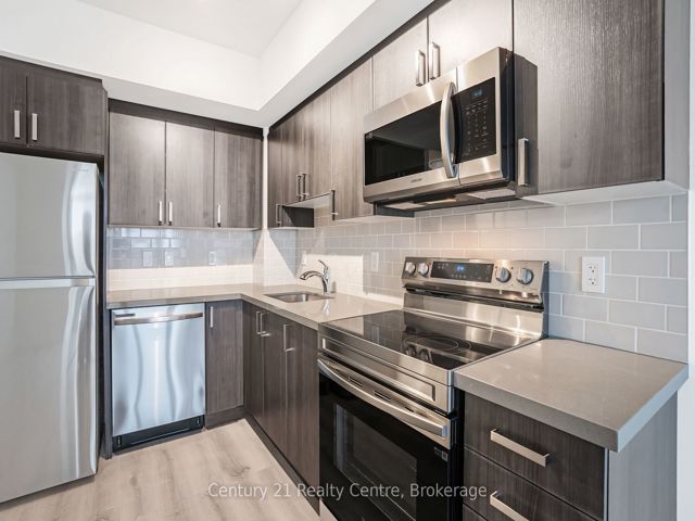 616 - 556 Marlee Ave