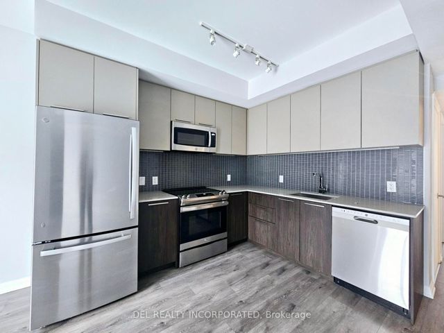 26 - 15 Brin Dr