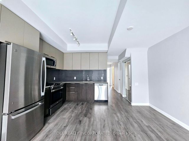 26 - 15 Brin Dr