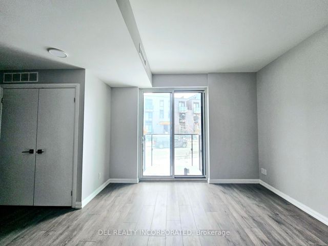 26 - 15 Brin Dr