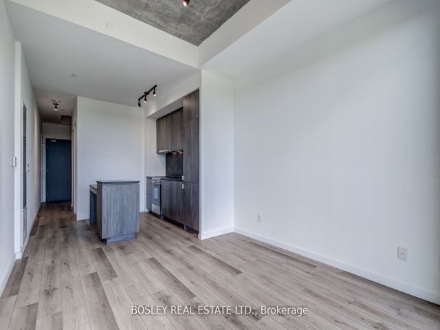 707 - 7 Smith Cres