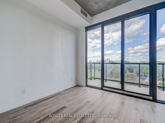 707 - 7 Smith Cres