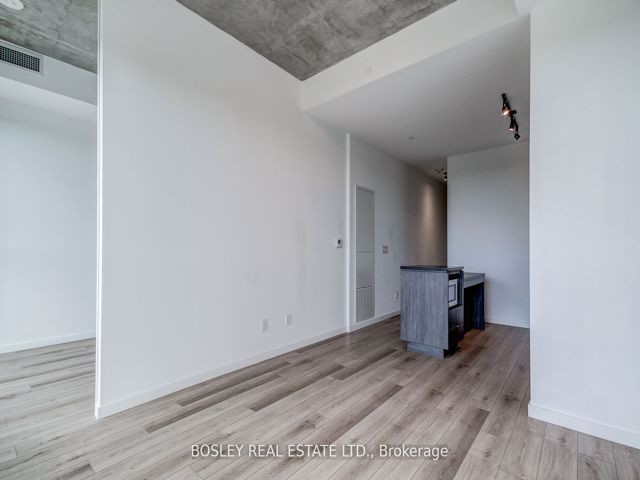 707 - 7 Smith Cres