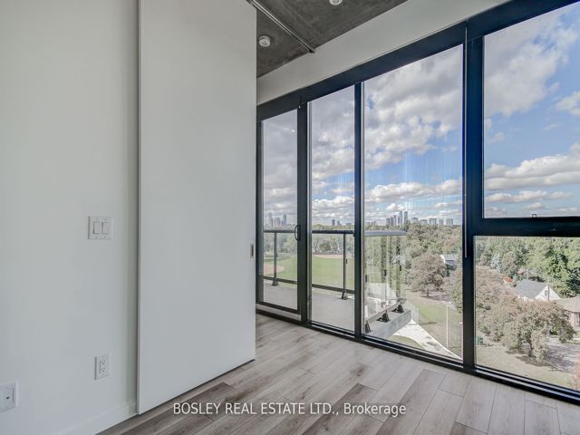 707 - 7 Smith Cres