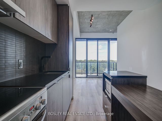 707 - 7 Smith Cres