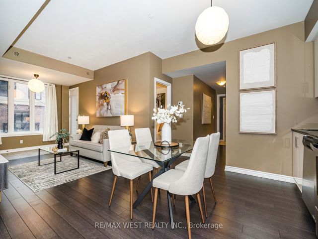 113 - 40 Carnation Ave