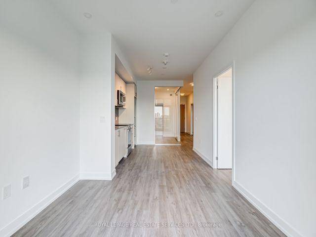 803 - 1195 The Queensway Ave