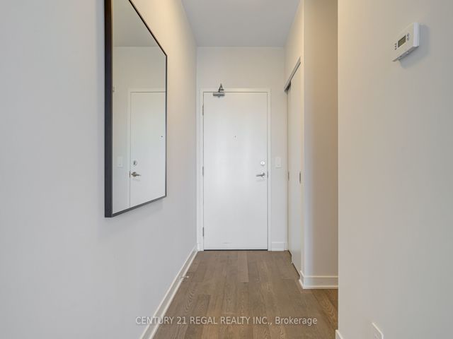 804 - 2720 Dundas St W