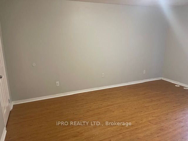 204 - 1530 Weston Rd