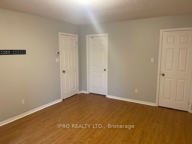 204 - 1530 Weston Rd