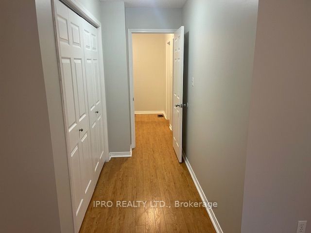 204 - 1530 Weston Rd