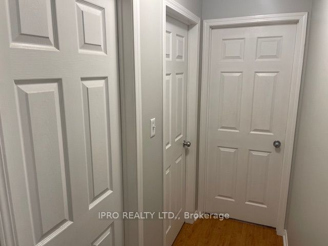 204 - 1530 Weston Rd
