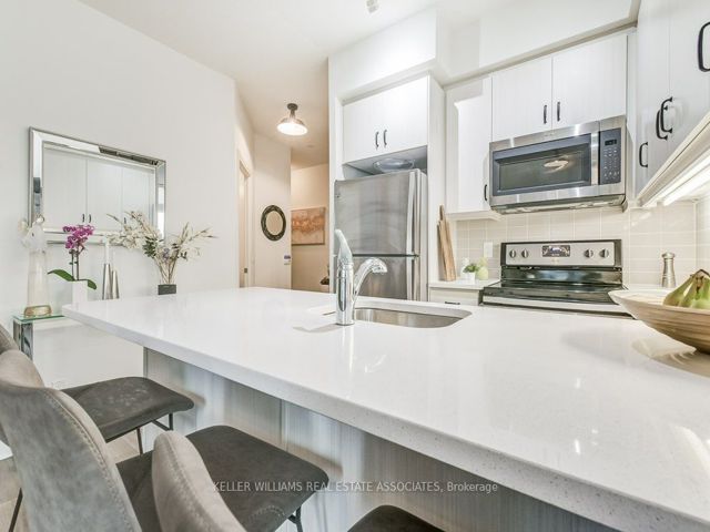 209 - 15 Zorra St