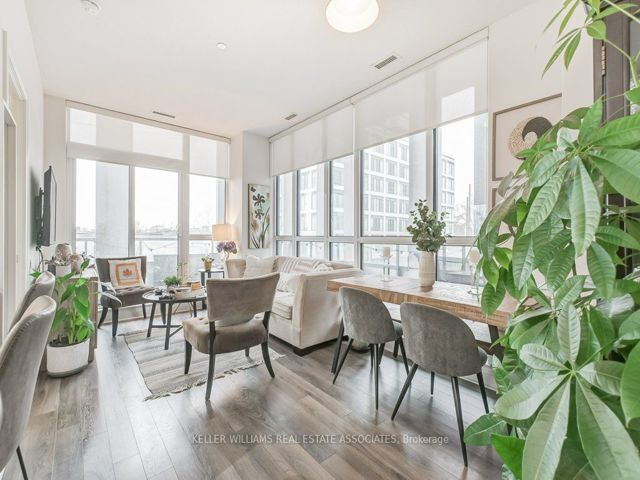 209 - 15 Zorra St
