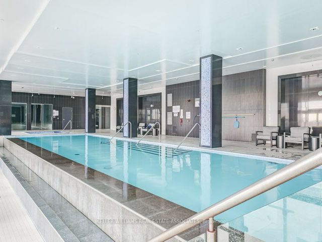 209 - 15 Zorra St