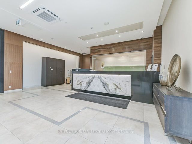 209 - 15 Zorra St