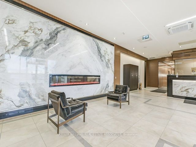 209 - 15 Zorra St