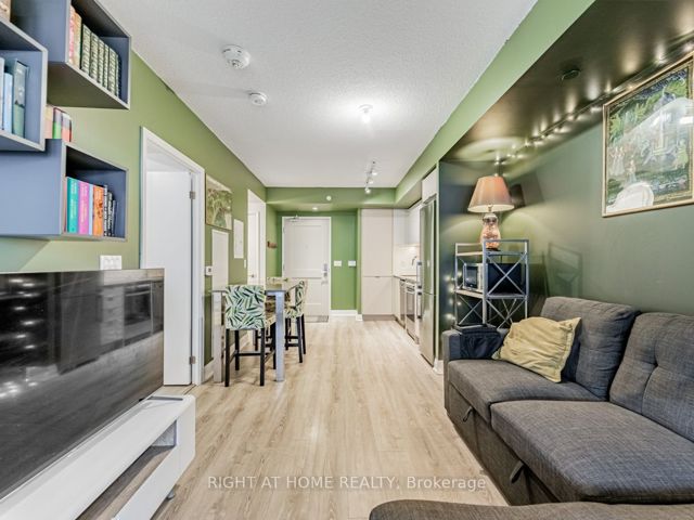 324 - 26 Gibbs Rd