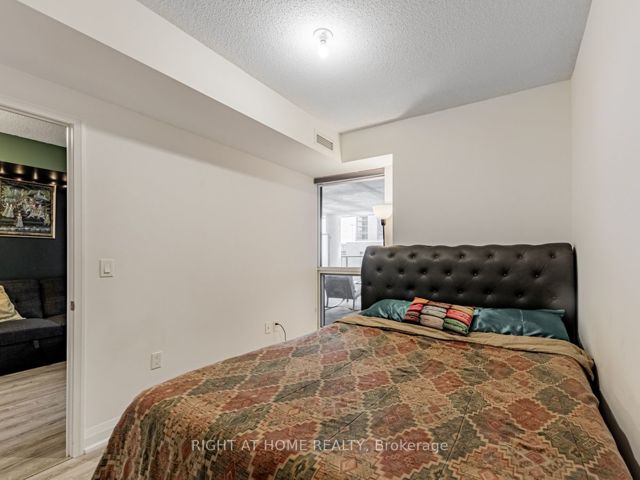 324 - 26 Gibbs Rd