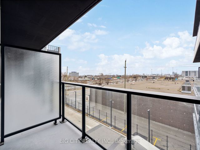 407 - 36 Zorra St
