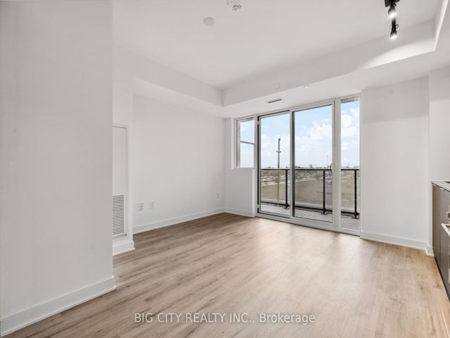 407 - 36 Zorra St