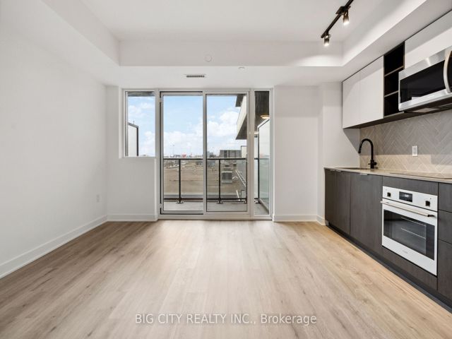 407 - 36 Zorra St