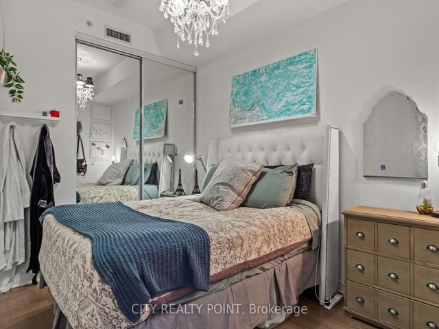 B209 - 60 Annie Craig Dr