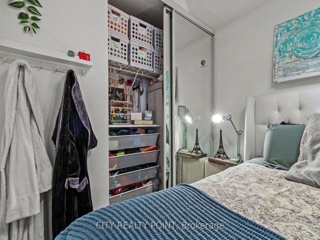 B209 - 60 Annie Craig Dr