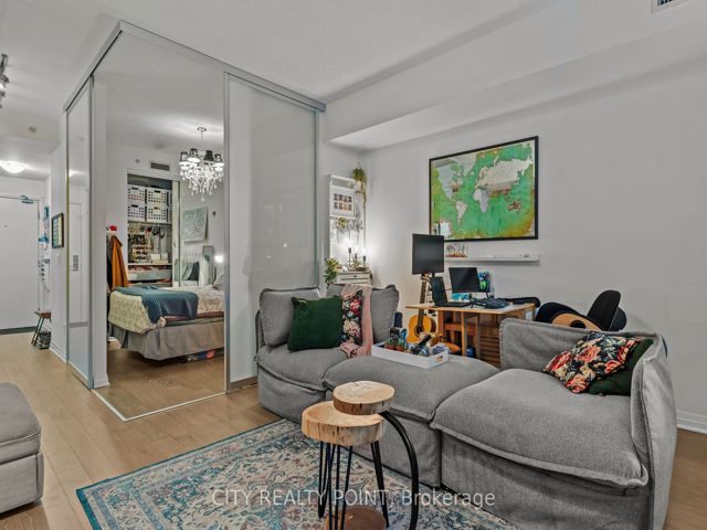 B209 - 60 Annie Craig Dr