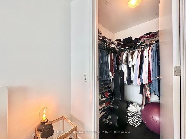 1608 - 2200 Lake Shore Blvd W