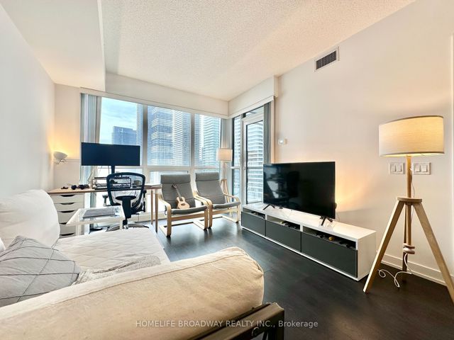 1608 - 2200 Lake Shore Blvd W
