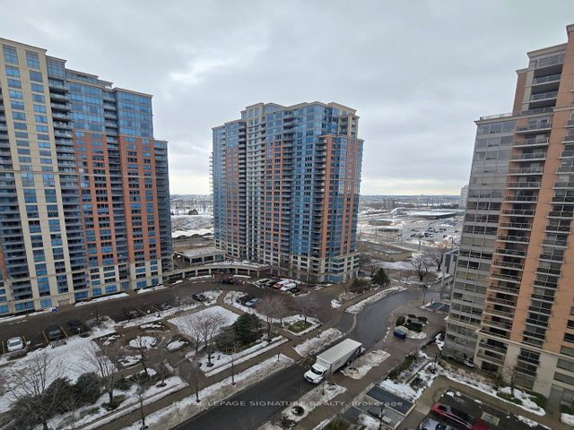 1610 - 5229 Dundas St W