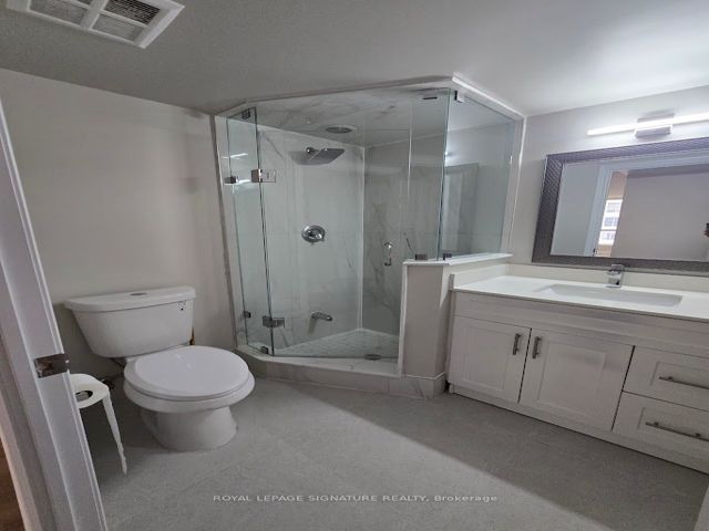 1610 - 5229 Dundas St W