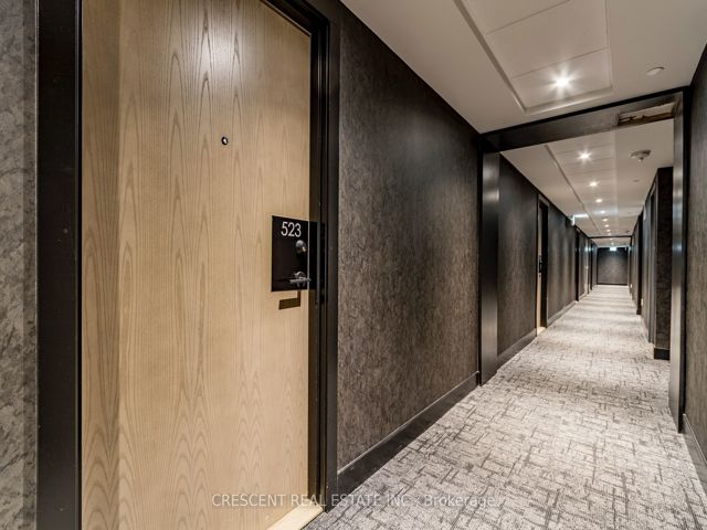 523 - 2300 St Clair Ave W