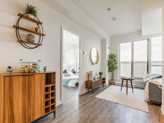 523 - 2300 St Clair Ave W