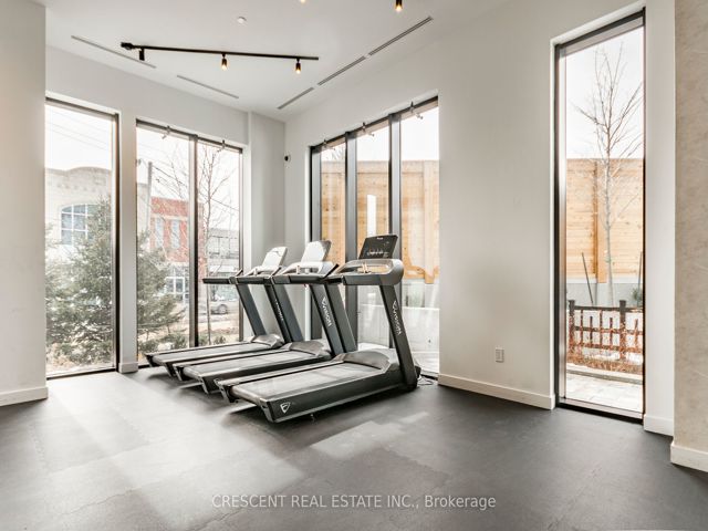 523 - 2300 St Clair Ave W