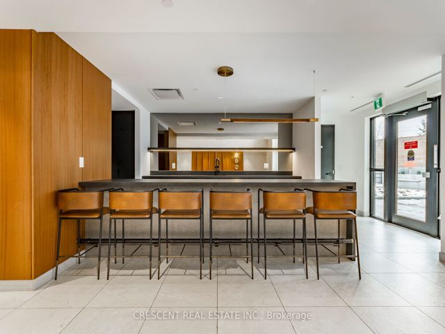 523 - 2300 St Clair Ave W