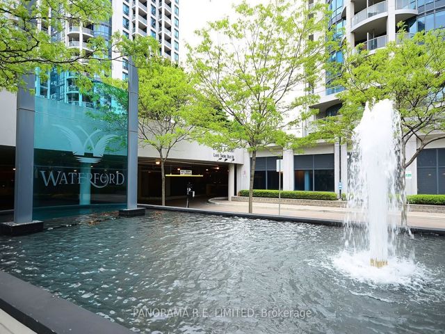402 - 2087 Lake Shore Blvd W