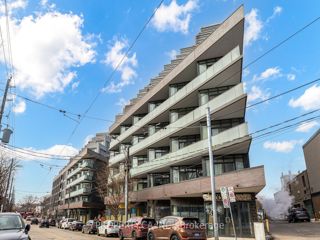 212 - 38 Howard Park Ave