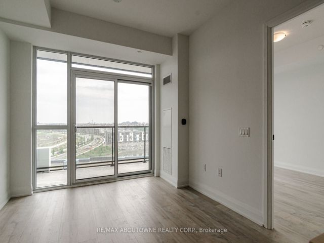 814 - 50 George Butchart Dr