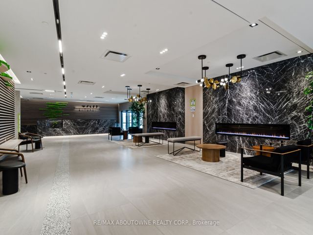 814 - 50 George Butchart Dr