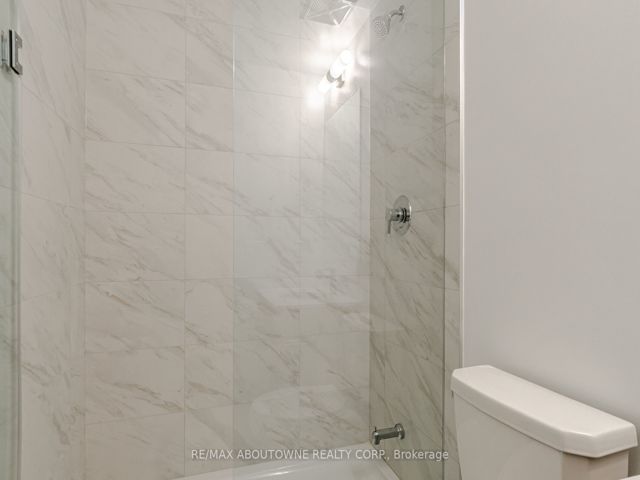814 - 50 George Butchart Dr