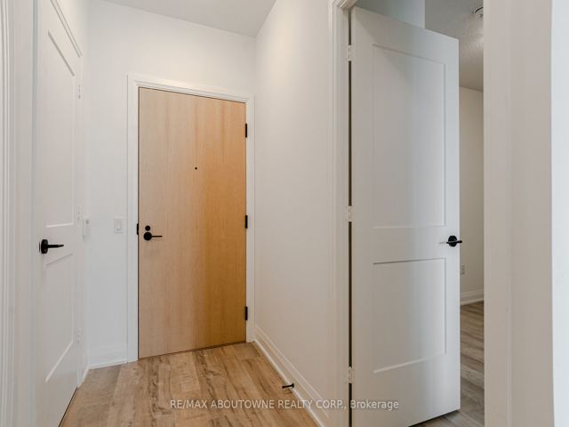 814 - 50 George Butchart Dr