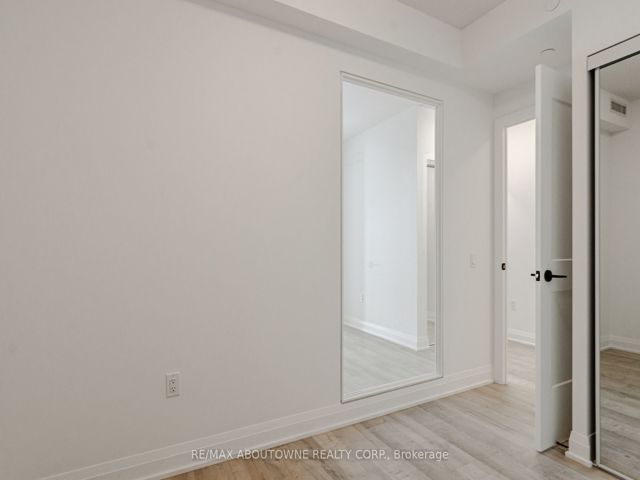 814 - 50 George Butchart Dr